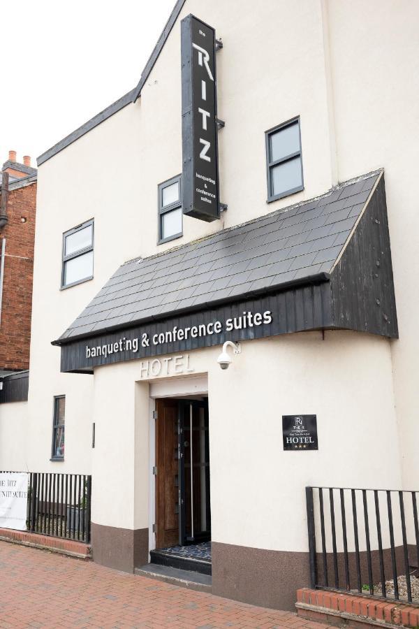 The R Inn Hotel Desborough Exterior photo